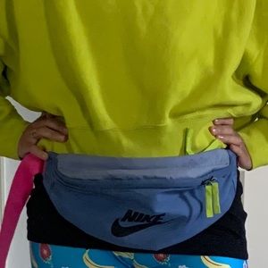 Extra Large Nike belt bag